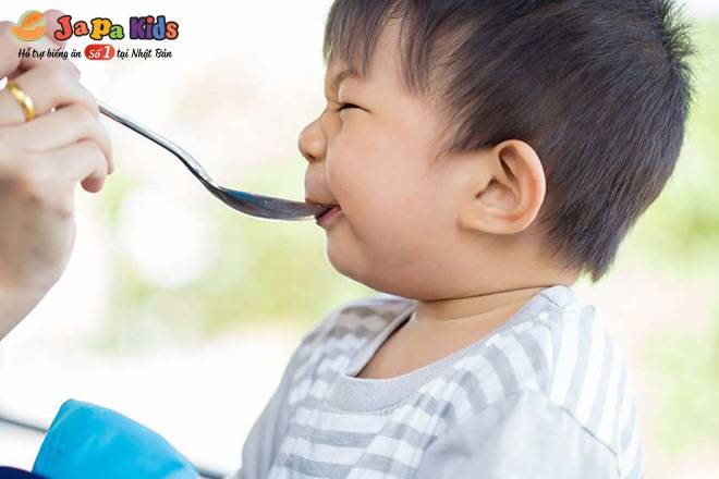 Tác hại khôn lường khi trẻ 1 tuổi bị biếng ăn kéo dài