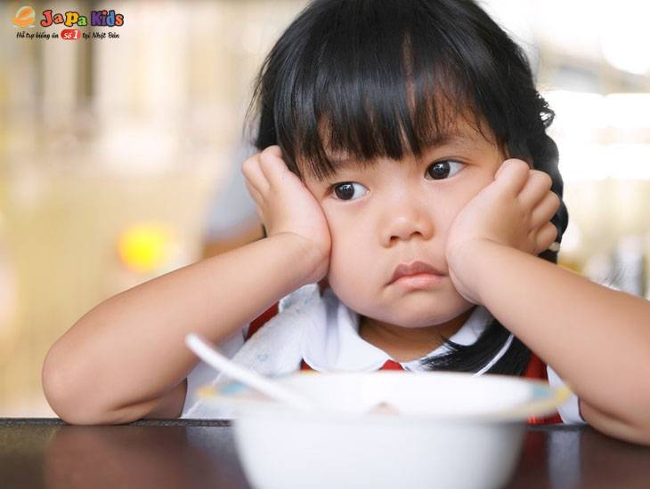 giúp bé tăng cân