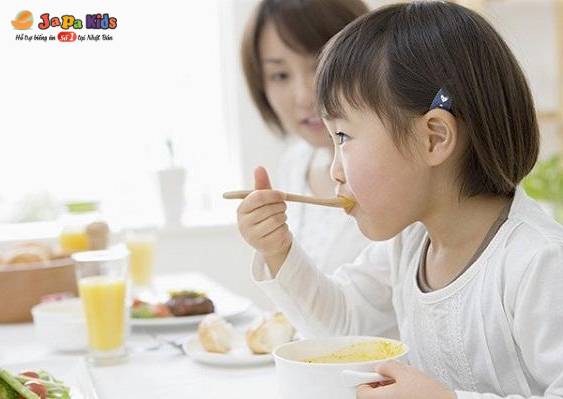 cách giúp trẻ tăng cân